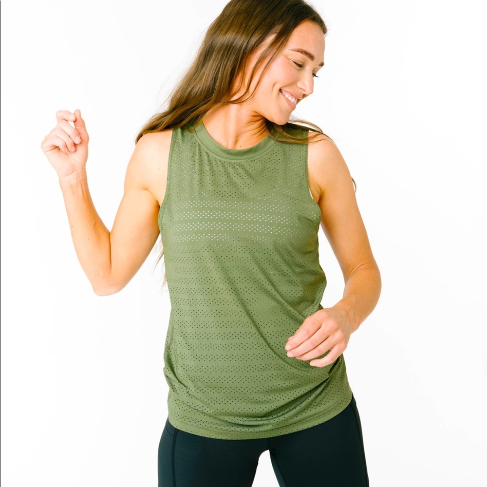 Zyia olive chill tank